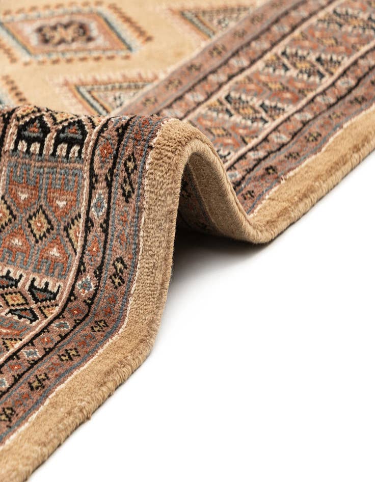 Detail image of  4' 8 x 6' 6 Karachi Royal Rug