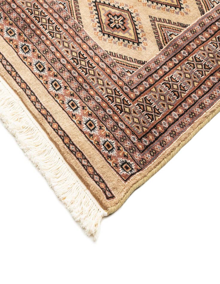 Detail image of  4' 8 x 6' 9 Karachi Royal Rug