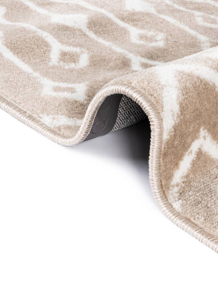 Detail image of  7' 10 x 11' Kasbah Trellis Rug