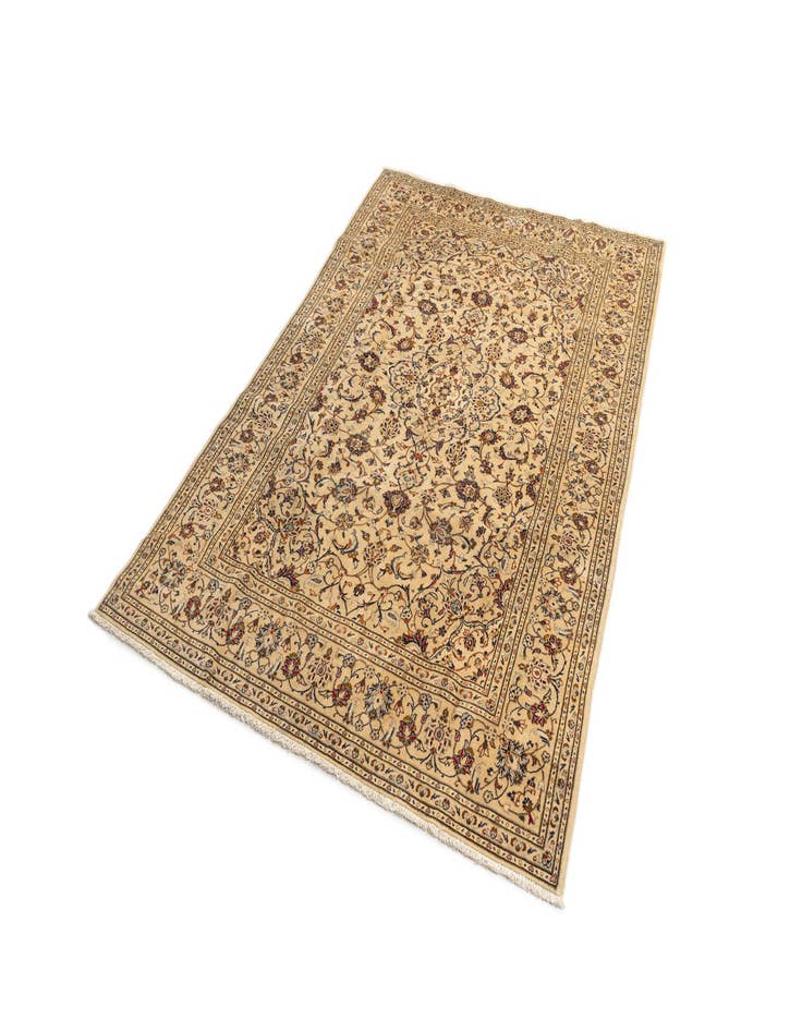 Detail image of  6' 6 x 9' 11 Kashan Rug