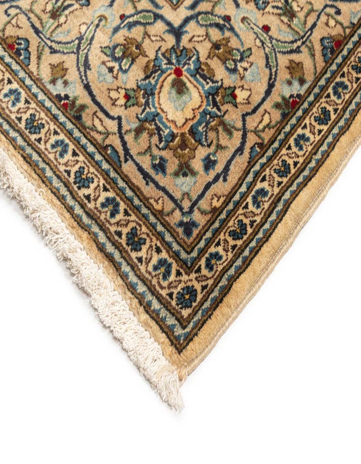 Detail image of  6' 7 x 10' 1 Kashan Rug