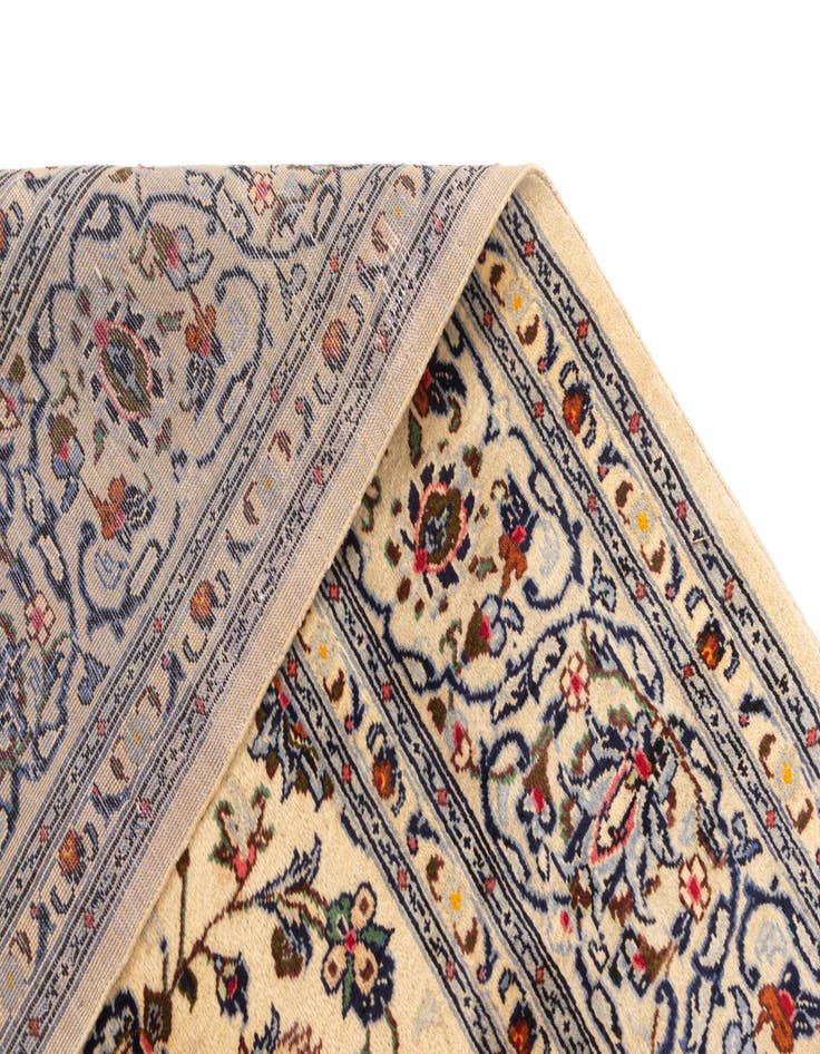 Detail image of  6' 9 x 9' 10 Kashan Rug