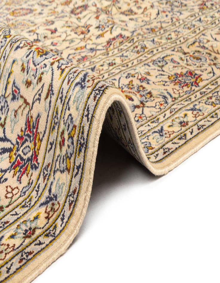 Detail image of  8' 2 x 11' 5 Kashan Rug