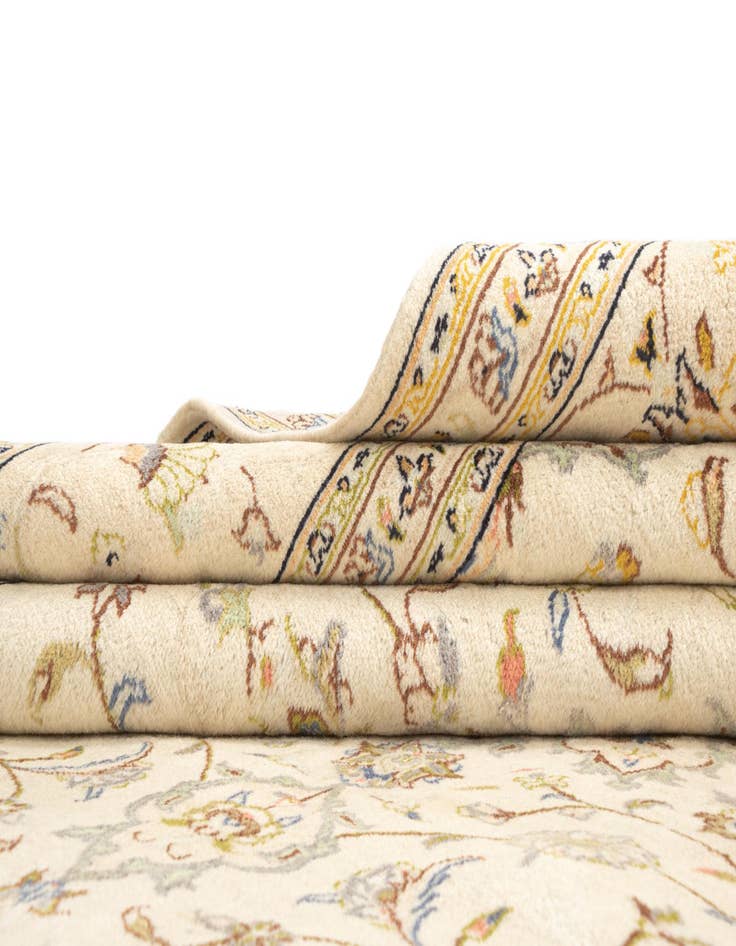 Detail image of  8' 2 x 10' 11 Kashan Wool Rug