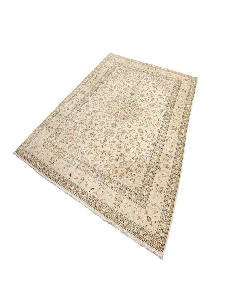 Detail image of  8' 6 x 11' 1 Kashan Wool Rug