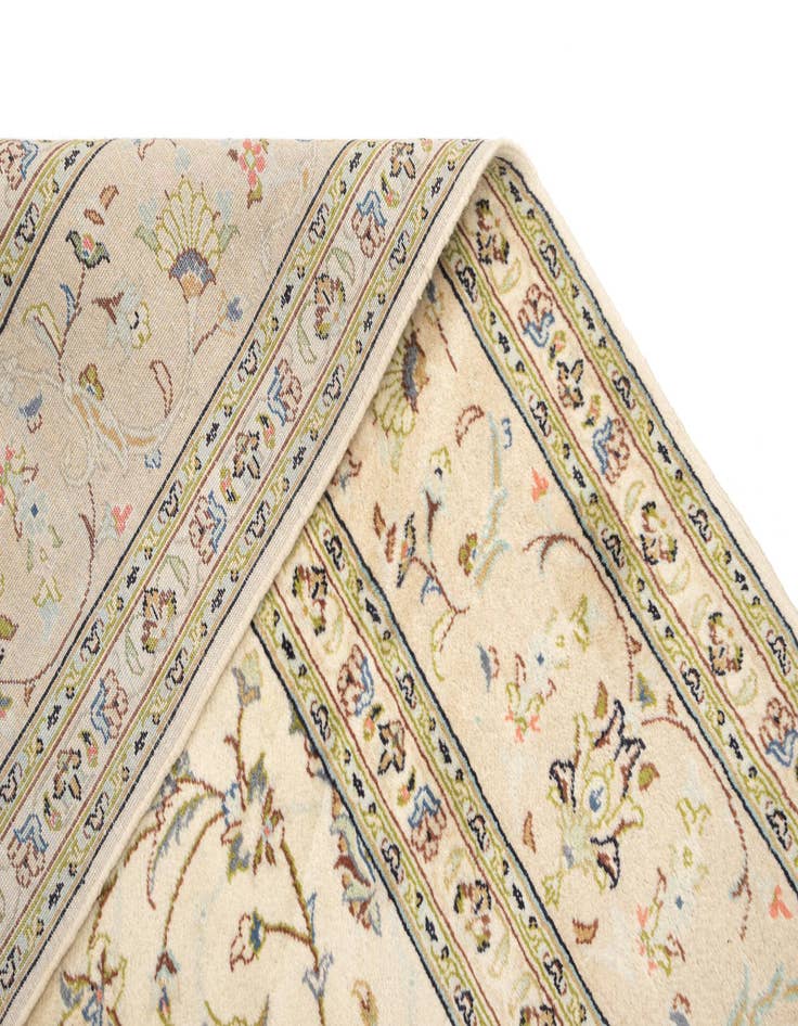 Detail image of  8' 6 x 11' 1 Kashan Wool Rug