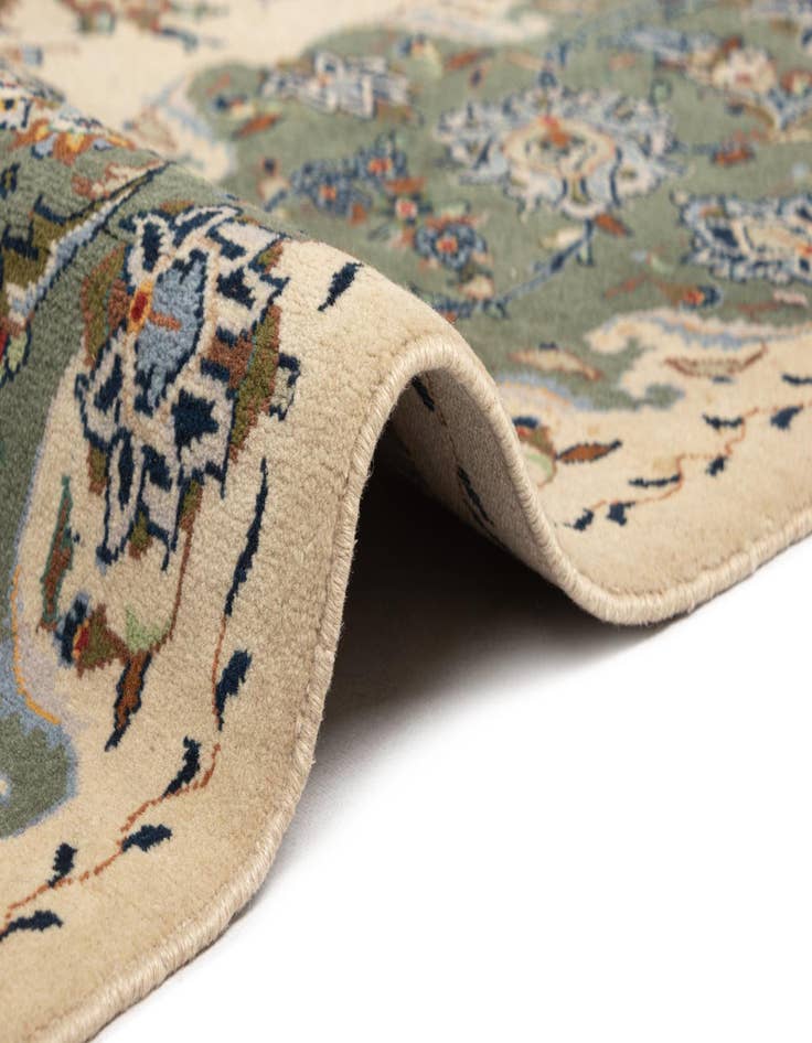 Detail image of  8' 3 x 11' 8 Kashan Wool Rug