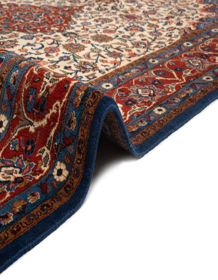 Detail image of  8' 5 x 11' 3 Kashan Wool Rug