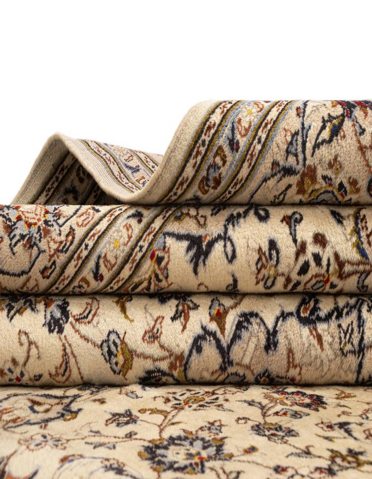 Detail image of  6' 8 x 10' Kashan Wool Rug