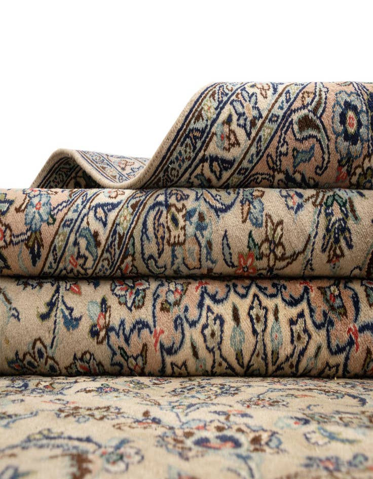 Detail image of  6' 5 x 9' 9 Kashan Wool Rug