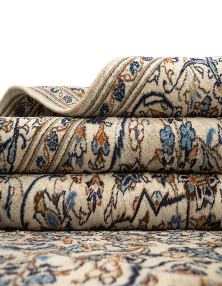 Detail image of  6' 5 x 9' 10 Kashan Wool Rug