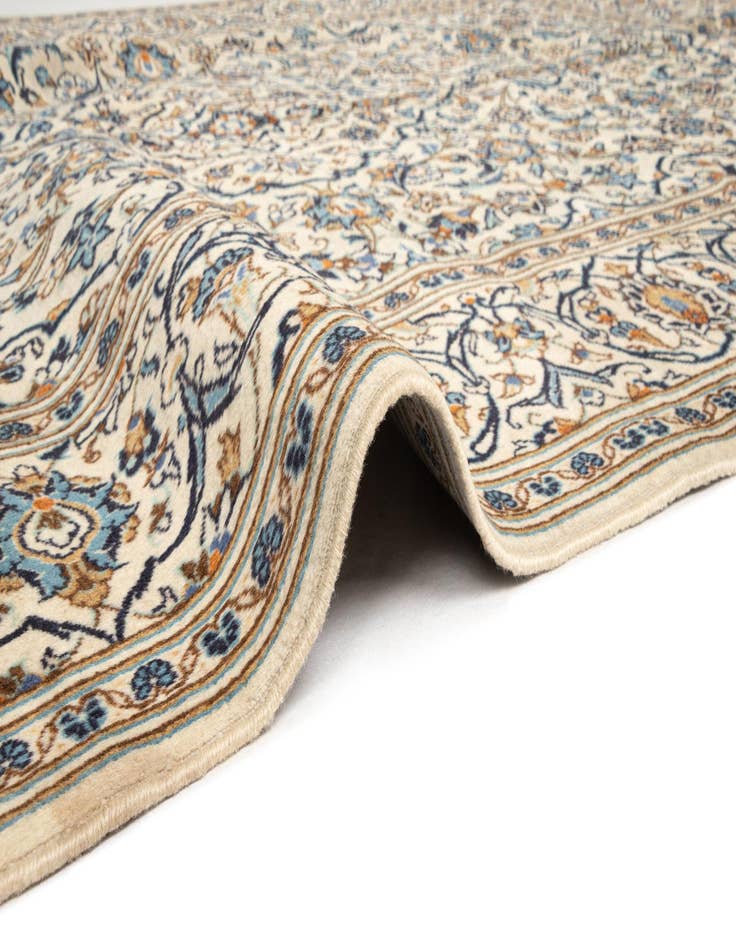 Detail image of  6' 5 x 9' 10 Kashan Wool Rug