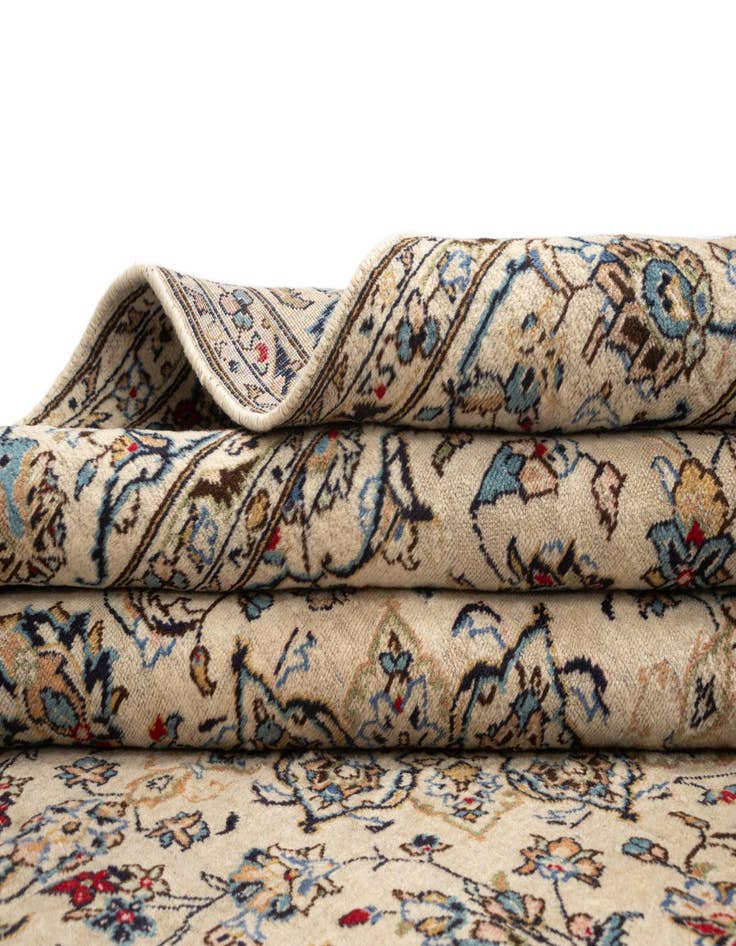 Detail image of  6' 7 x 10' Kashan Wool Rug