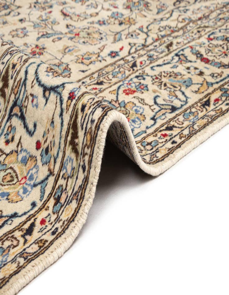 Detail image of  6' 7 x 10' Kashan Wool Rug