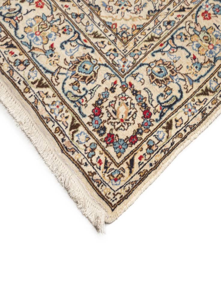 Detail image of  6' 7 x 10' Kashan Wool Rug