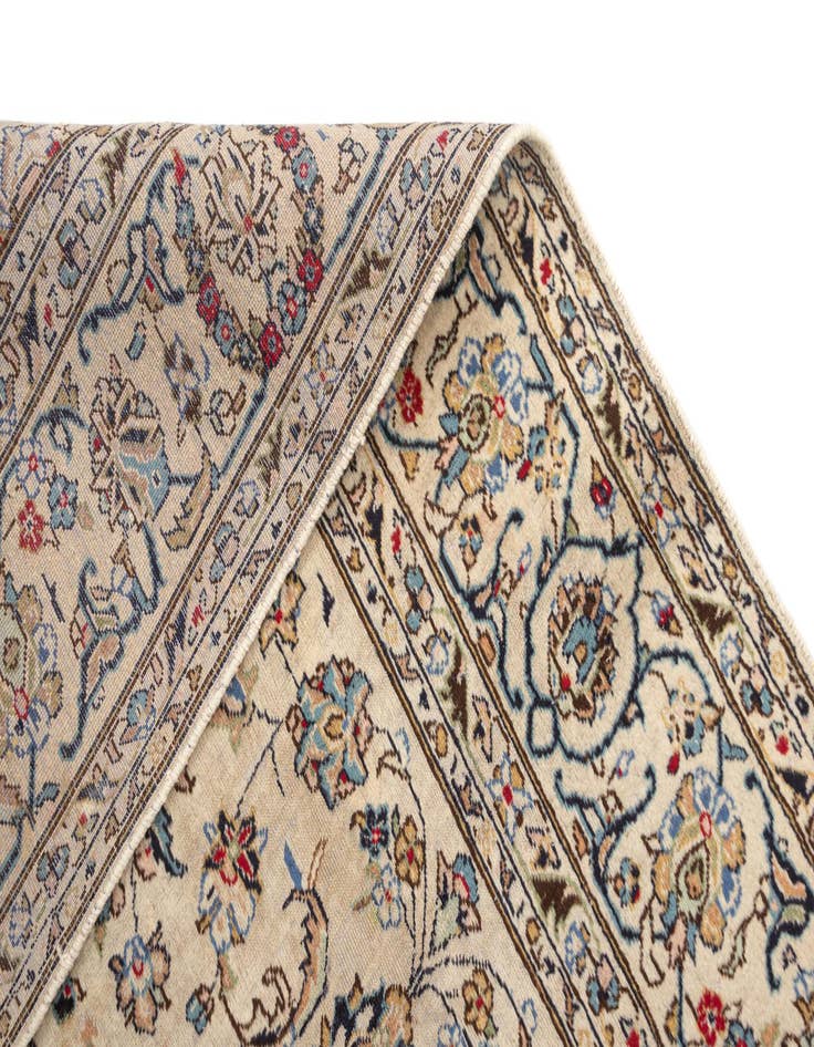 Detail image of  6' 7 x 10' Kashan Wool Rug