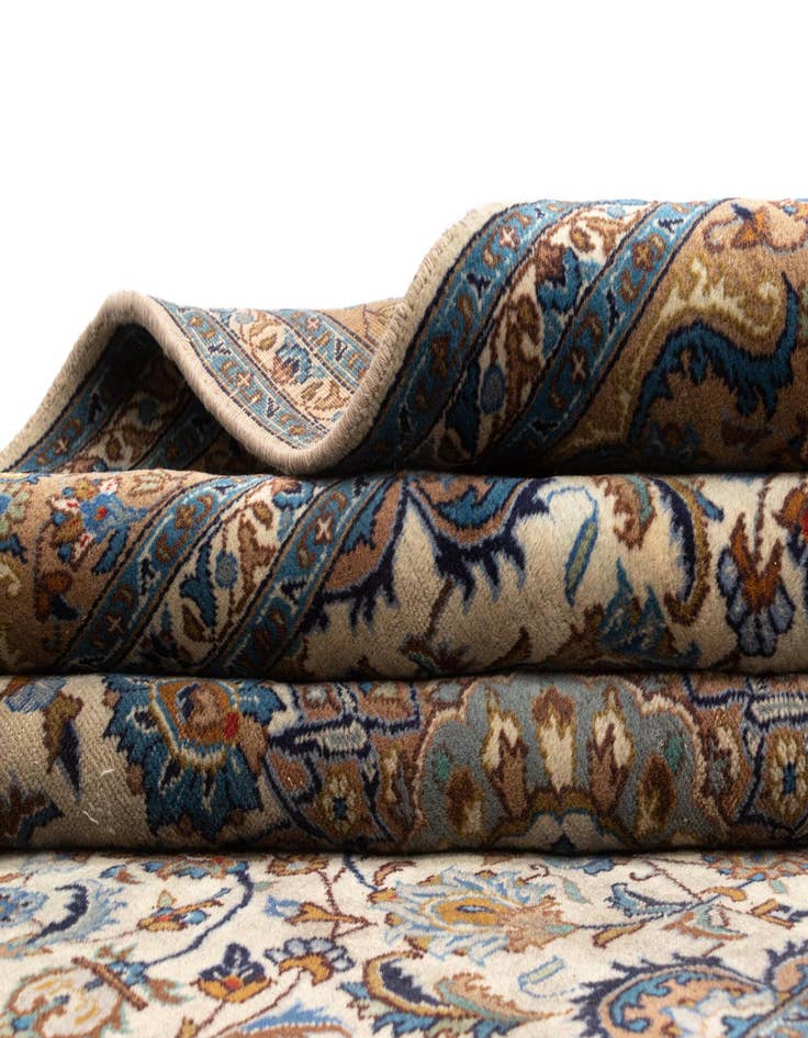 Detail image of  6' 7 x 9' 8 Kashan Wool Rug