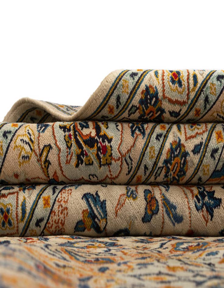 Detail image of  9' 5 x 13' 7 Kashan Wool Rug