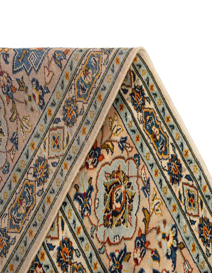 Detail image of  9' 5 x 13' 7 Kashan Wool Rug