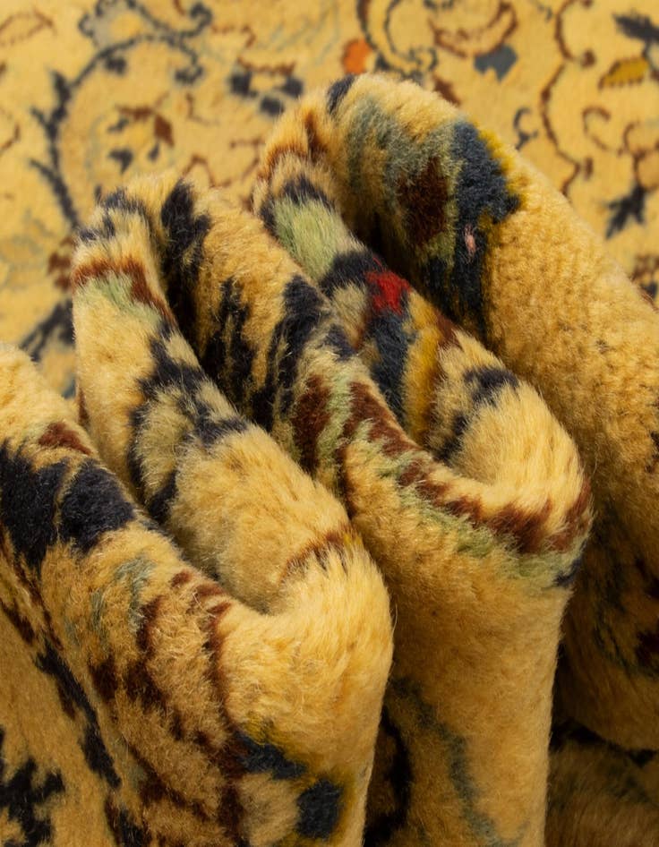 Detail image of  7' 10 x 11'  Hand Knotted Kashan Persian Wool Rug