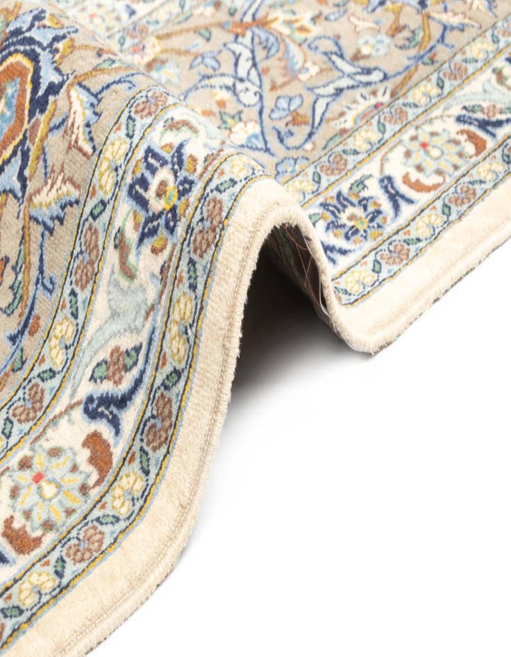 Detail image of  9' 10 x 16' 3 Kashan Rug