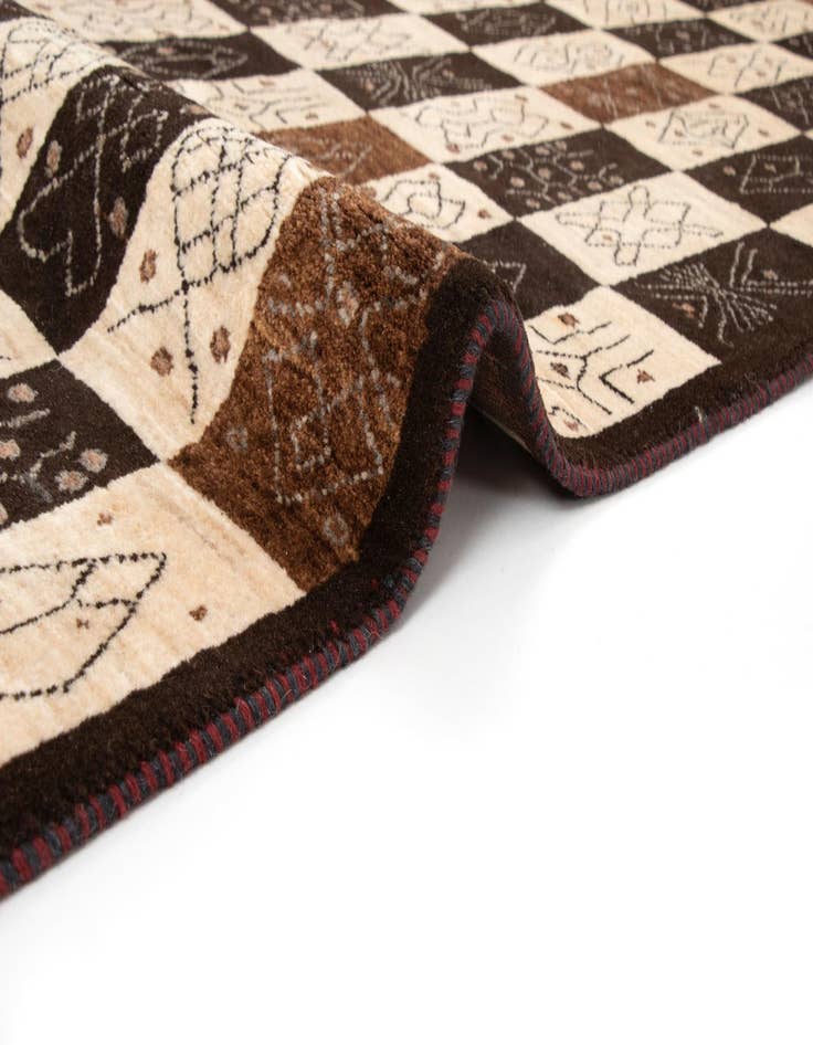 Detail image of  4' 1 x 6' 6 Kashkuli Wool Rug