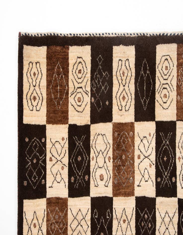 Detail image of  4' 1 x 6' 6 Kashkuli Wool Rug