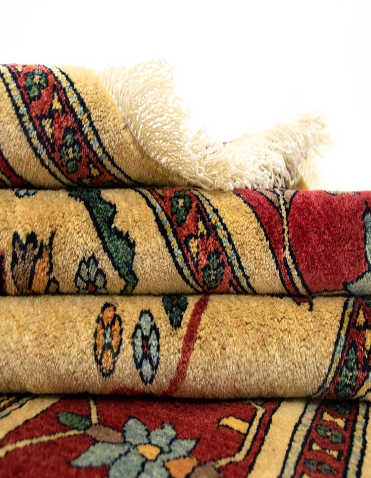 Detail image of  5' 5 x 6' 6  Hand Knotted Kashkuli Persian Rug