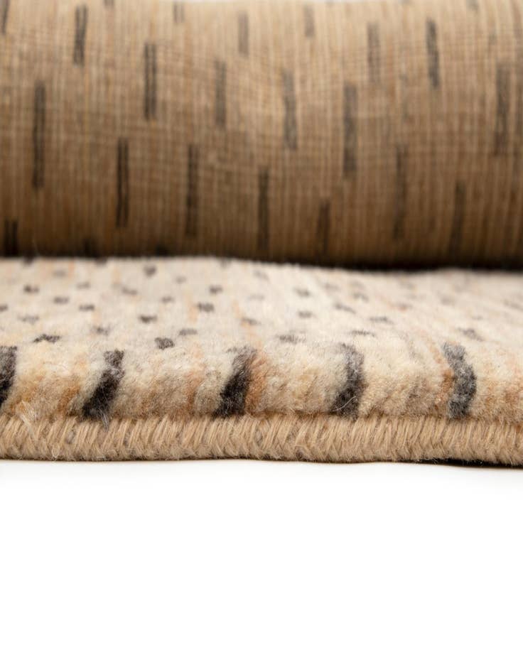 Detail image of  4' 2 x 6' 6  Hand Knotted Kashkuli Persian Rug