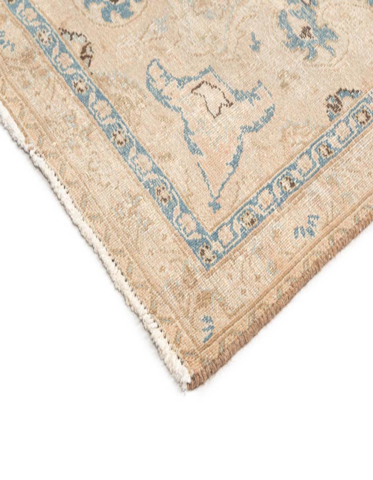 Detail image of  7' 2 x 9' 7 Kashmar Wool Rug