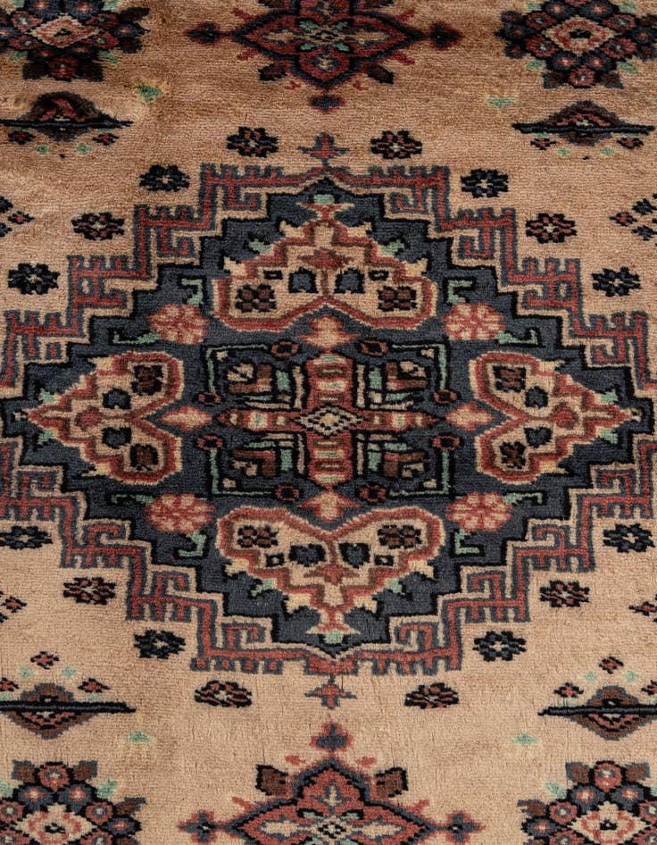 Detail image of  4' 3 x 6' 7  Hand Knotted Kazak Wool Rug