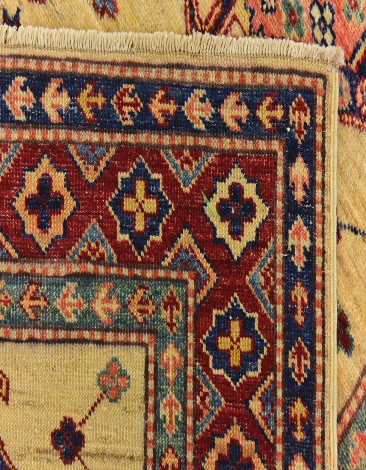 Detail image of  2' 9 x 4'  Hand Knotted Kazak Oriental Rug