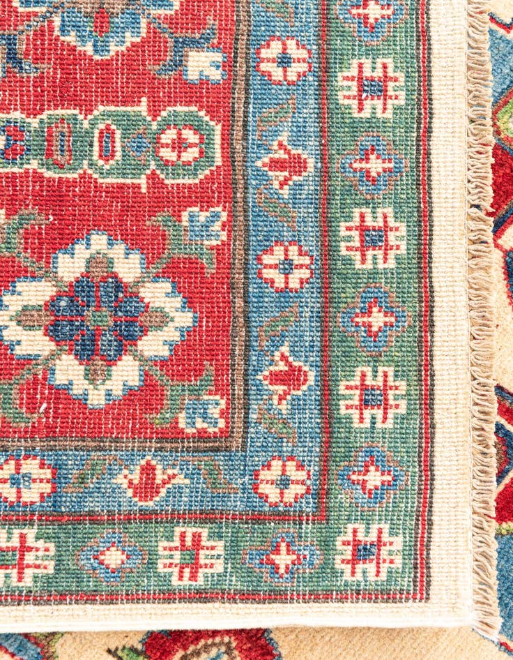 Detail image of  6' 6 x 9' 10  Hand Knotted Kazak Rug