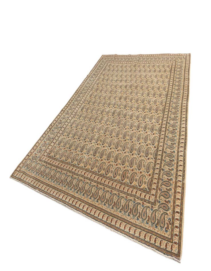 Detail image of  9' 9 x 12' 11 Kerman Wool Rug