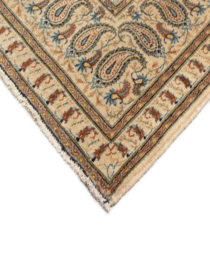 Detail image of  9' 9 x 12' 11 Kerman Wool Rug