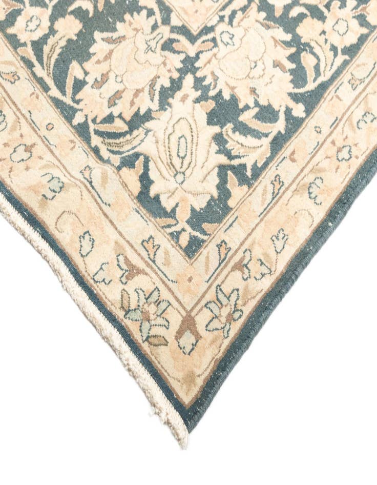 Detail image of  9' 5 x 13' 8 Kerman Rug