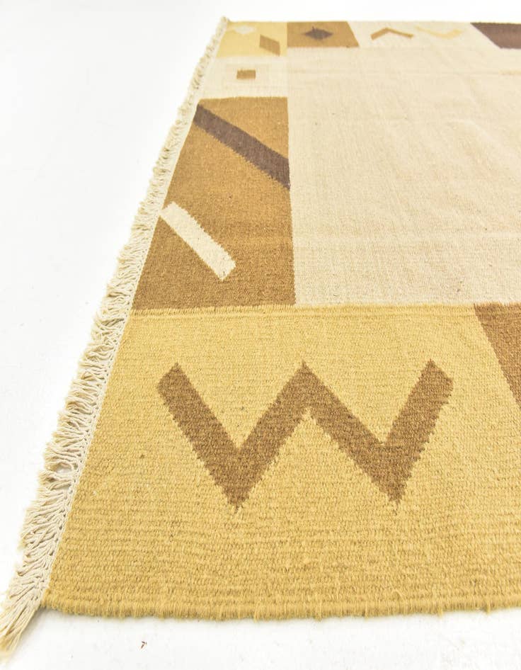 Detail image of  6' 5 x 9' 4  Hand Woven Kilim Dhurrie Wool Rug