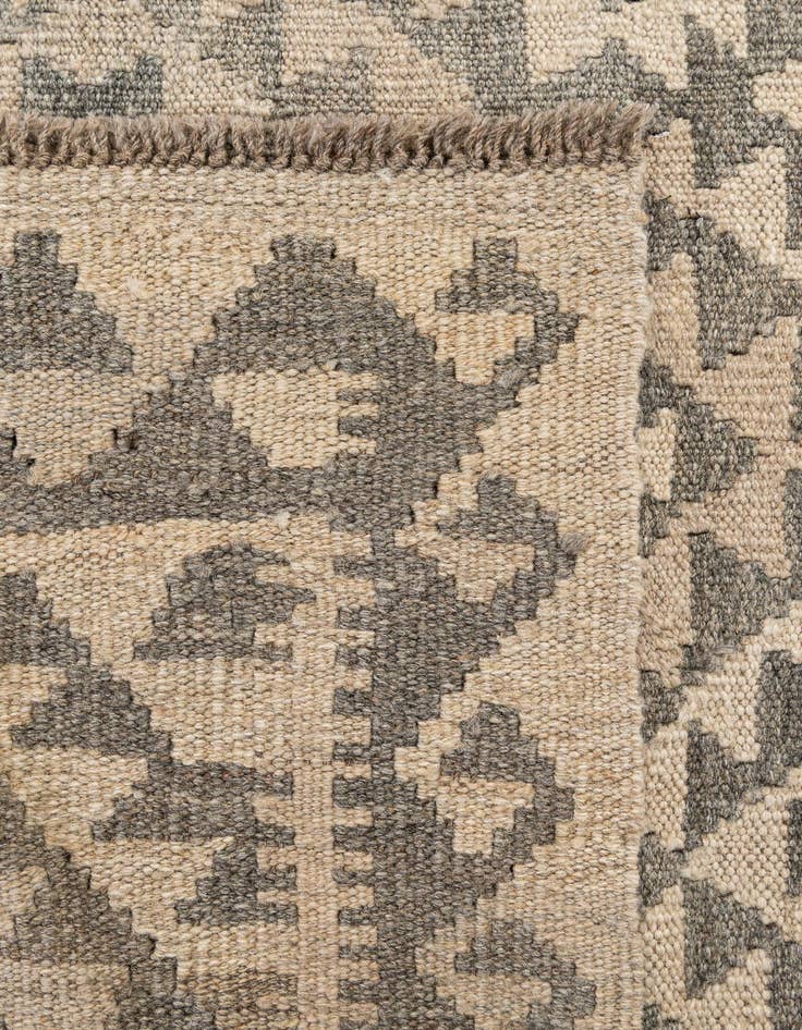 Detail image of  3' 8 x 4' 7  Hand Woven Kilim Maymana Wool Rug