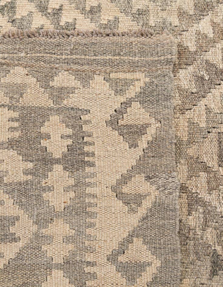 Detail image of  3' 6 x 5'  Hand Woven Kilim Maymana Wool Rug