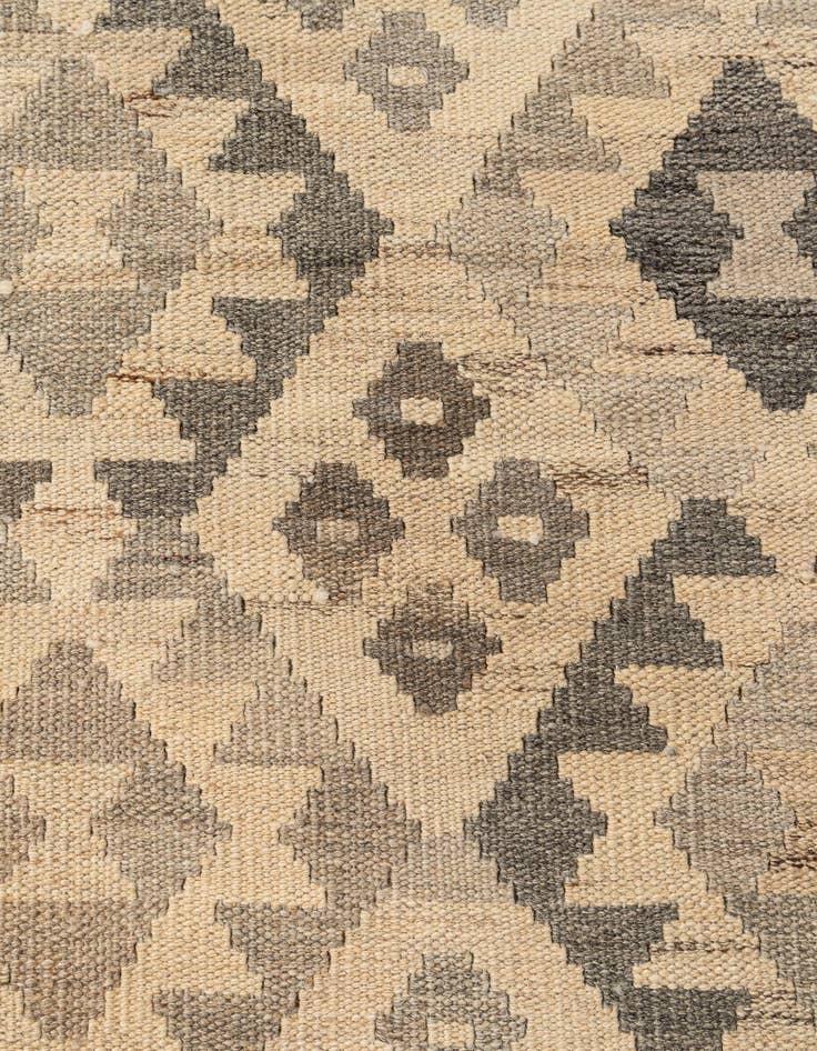 Detail image of  3' 5 x 4' 11  Hand Woven Kilim Maymana Wool Rug