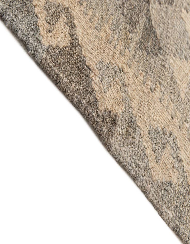 Detail image of  3' 6 x 4' 10  Hand Woven Kilim Maymana Wool Rug