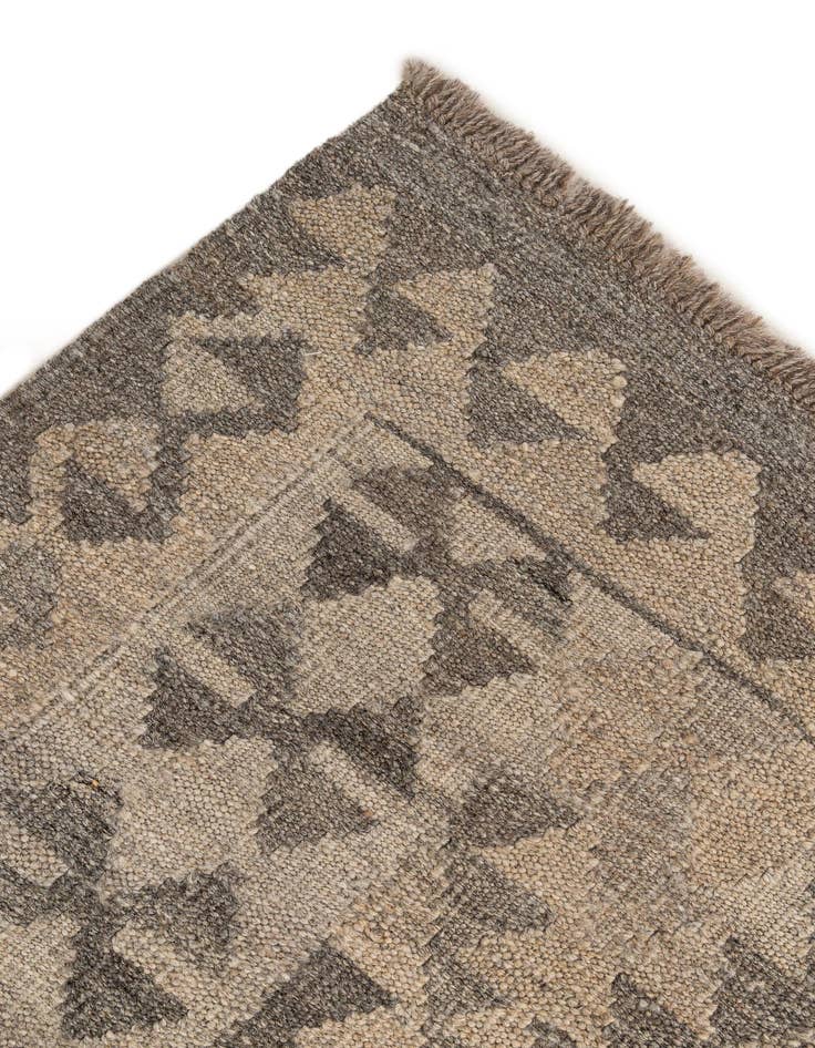 Detail image of  3' 7 x 5' 3  Hand Woven Kilim Maymana Wool Rug