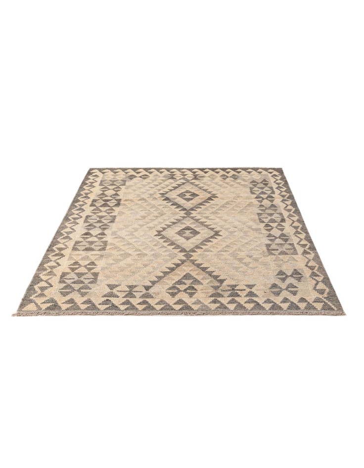 Detail image of  4' x 5' 9  Hand Woven Kilim Maymana Wool Rug