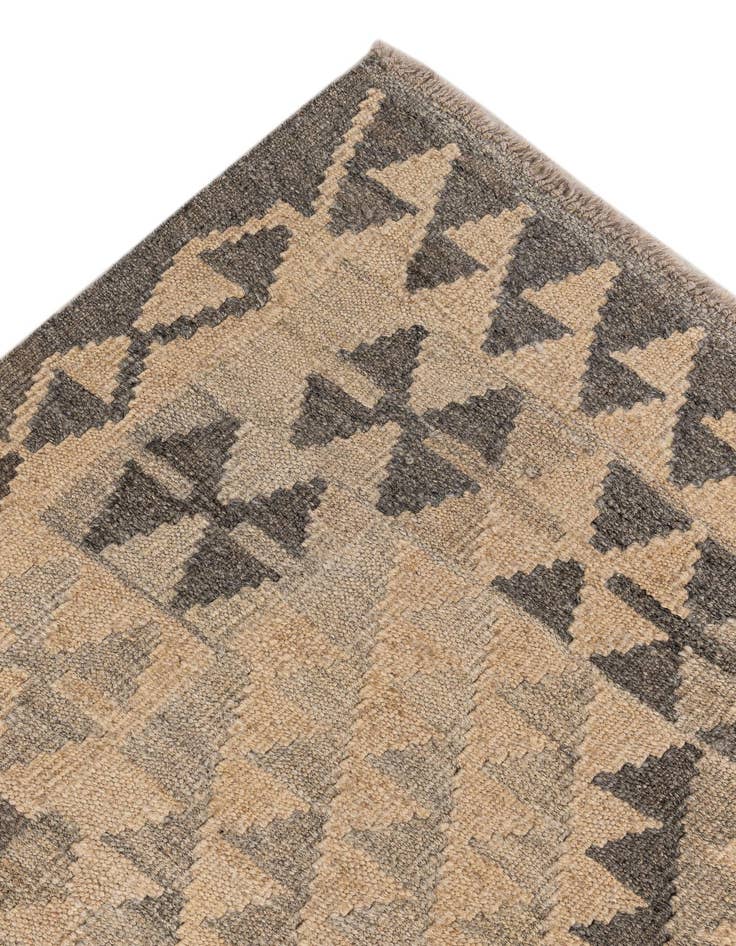 Detail image of  4' x 5' 9  Hand Woven Kilim Maymana Wool Rug