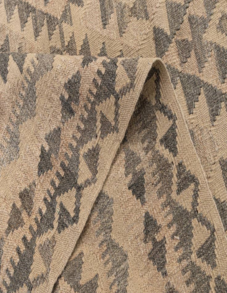 Detail image of  3' 10 x 5' 10  Hand Woven Kilim Maymana Wool Rug