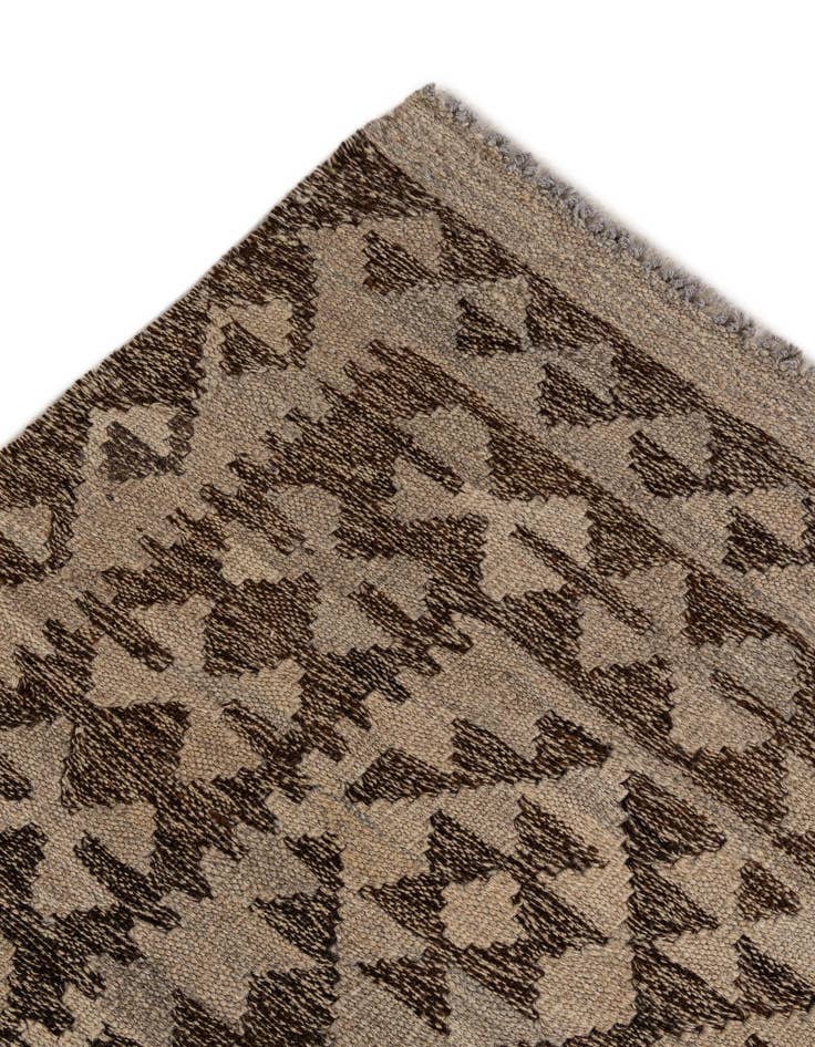 Detail image of  4' 2 x 6' 5  Hand Woven Kilim Maymana Wool Rug