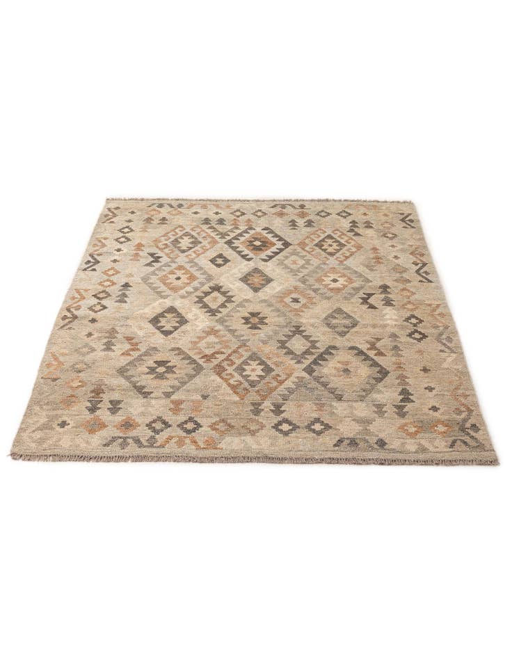 Detail image of  5' 1 x 6' 5  Hand Woven Kilim Maymana Wool Rug