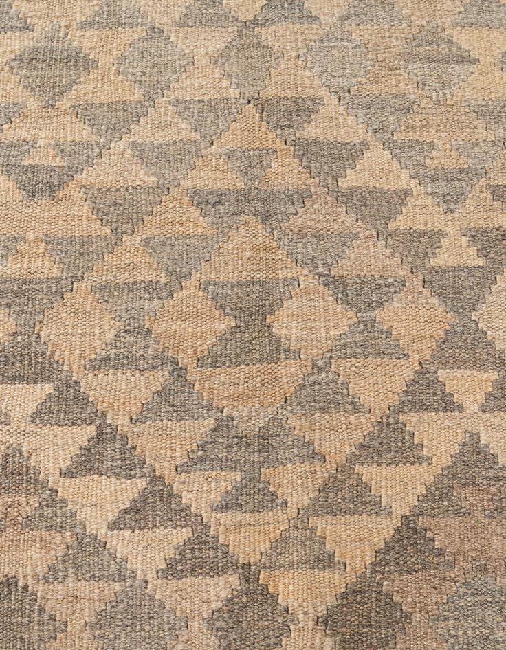 Detail image of  5' x 6' 5  Hand Woven Kilim Maymana Wool Rug