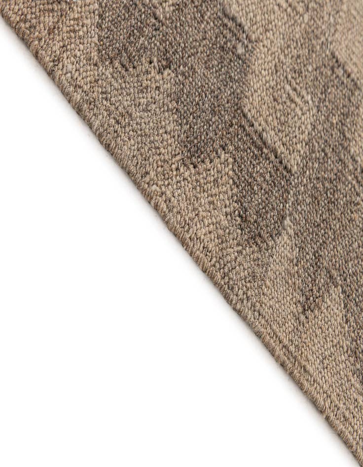 Detail image of  5' 1 x 6' 11  Hand Woven Kilim Maymana Wool Rug