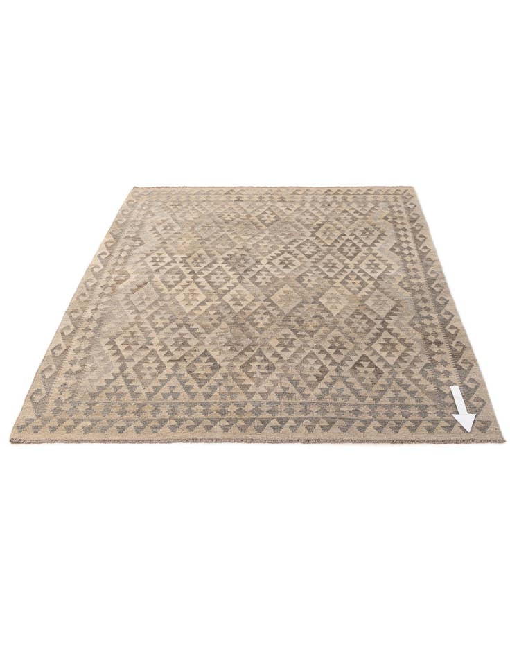 Detail image of  5' 9 x 7'  Hand Woven Kilim Maymana Wool Rug